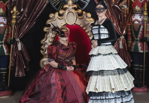 Costume Masquerade Time Ball